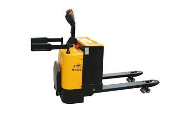 QBA20 2噸全電動(dòng)搬運(yùn)車