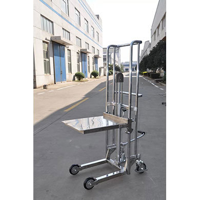 深圳輕型半電動(dòng)堆高車